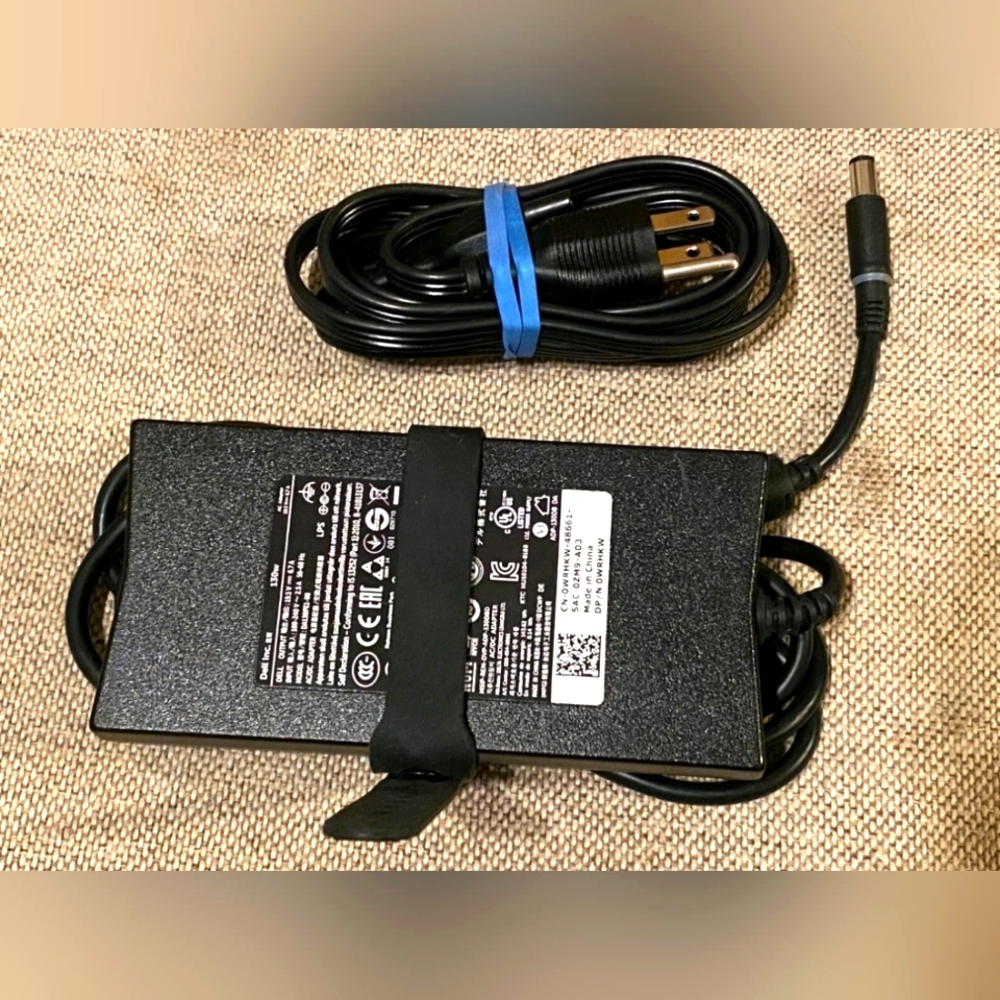 Genuine Dell 130W Power Supply AC Adapter for D6000 WD15 K17A Docking Station